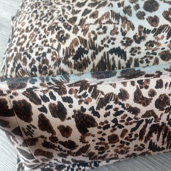 Lilly Pulitzer winstead cheetah print tote! - Picture 7 of 10